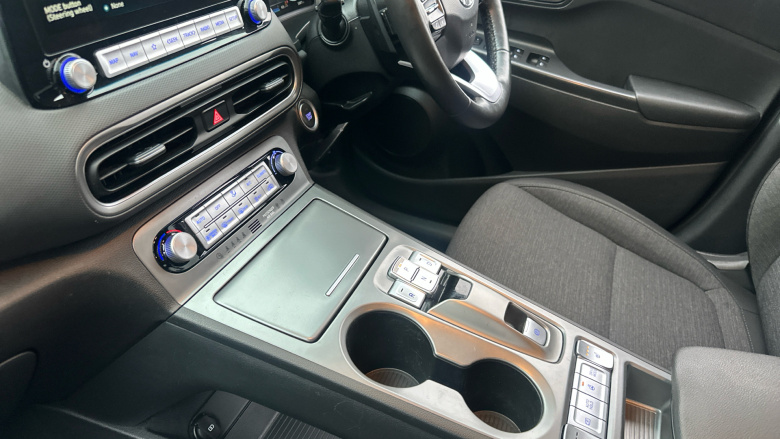 Hyundai KONA 100kW Premium 39kWh 5dr Auto Electric Hatchback